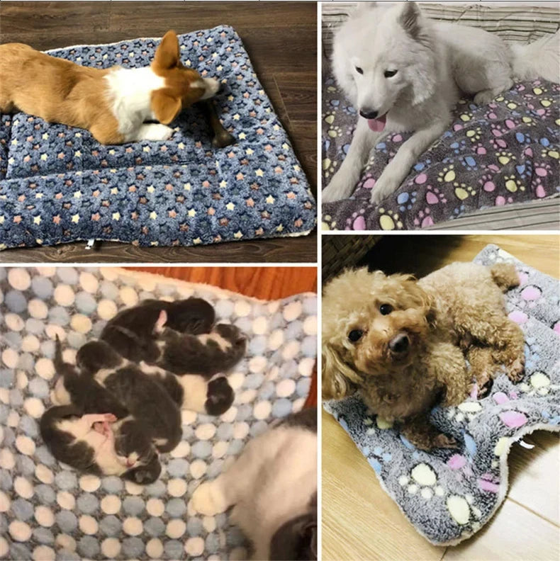 Calming Pet Mat - Flannel Pattern Sleeping Dog / Cat Bed
