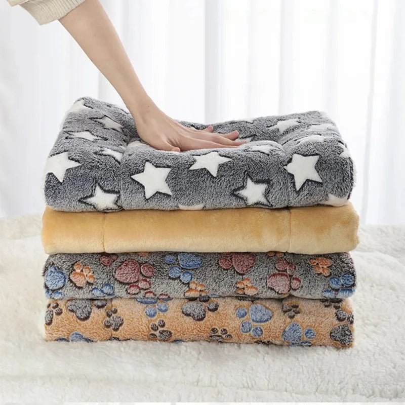 Calming Pet Mat - Flannel Pattern Sleeping Dog / Cat Bed