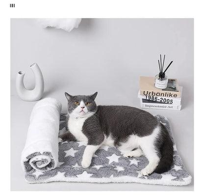 Calming Pet Mat - Flannel Pattern Sleeping Dog / Cat Bed